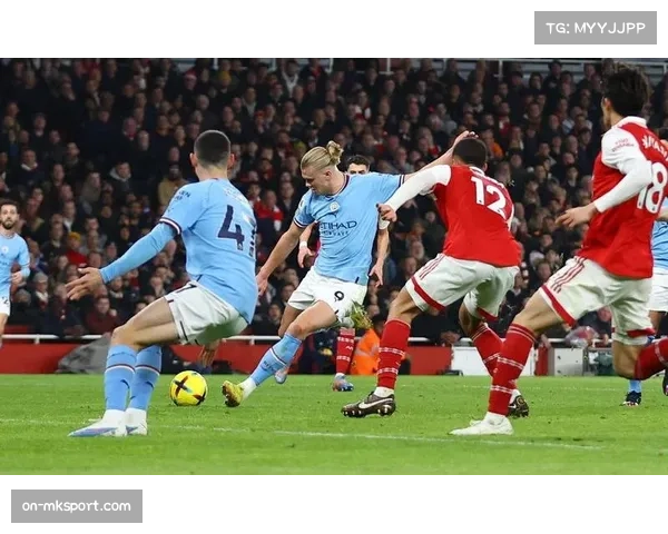 特写：角球防守中，曼城斯通斯与哈兰德如何分工盯人与保护关键区域